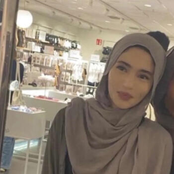 Babysitter in Gothenburg: Amira