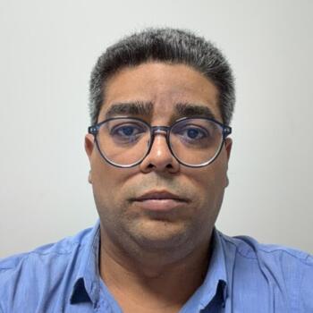Família Nova Iguaçu: Carlos