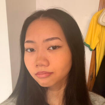 Babysitter in Marseille: Leyna