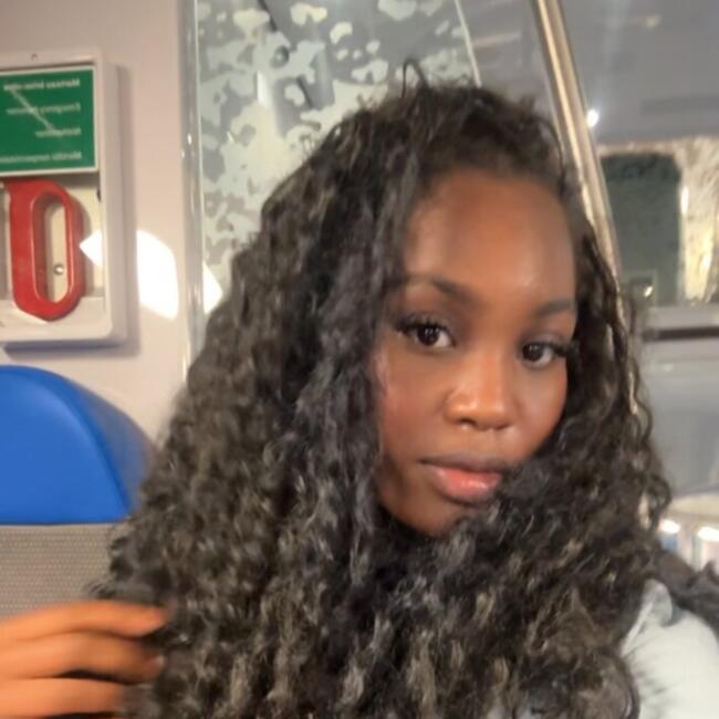 Baby-sitter à Pagny-sur-Moselle: Teeyah