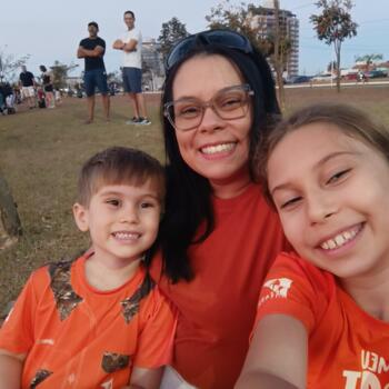 Emprego de babá em Luis Eduardo Magalhães: Ary