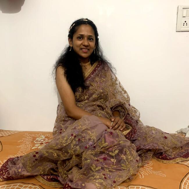 बंगलौर में बेबीसिटिंग की नौकरी: Nisha