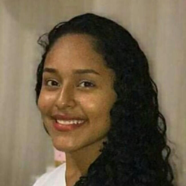 Babysitter in Santa Marta: Yureimis Alvarez