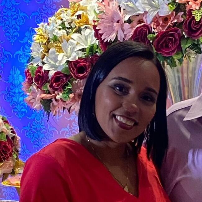 Babysitter in Belford Roxo: Camila