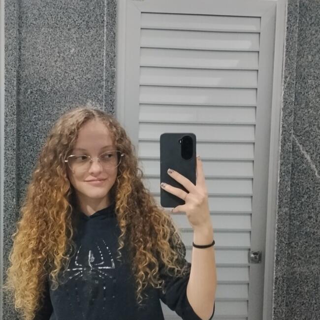 Babysitter in Caxias do Sul: Ketlin