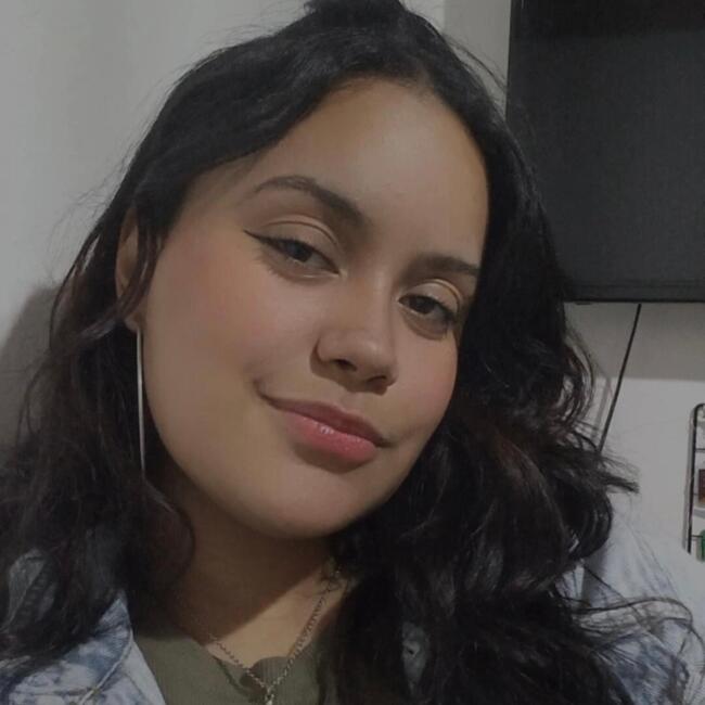 Babysitter in São Paulo (São Paulo): Amanda