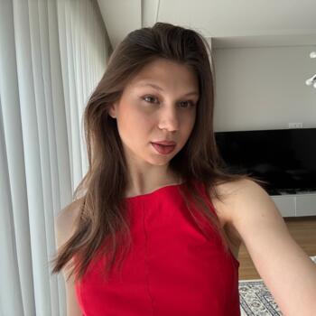 Babysitter em Lisboa: Ina Mamaliga