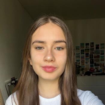 Baby-sitter Noisy-le-Grand: Lena