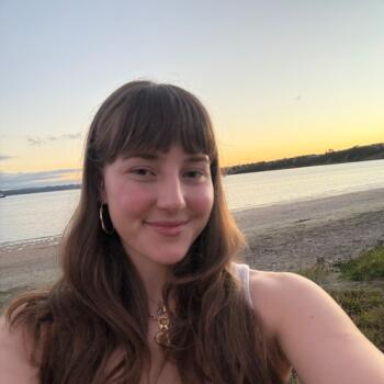 Babysitter em Auckland: Shanelle