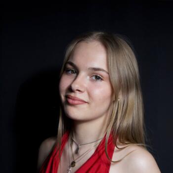 Babysitter in Charleroi: Elodie