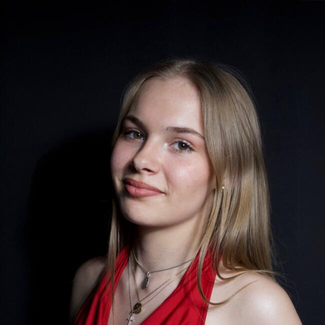 Babysitter in Charleroi: Elodie