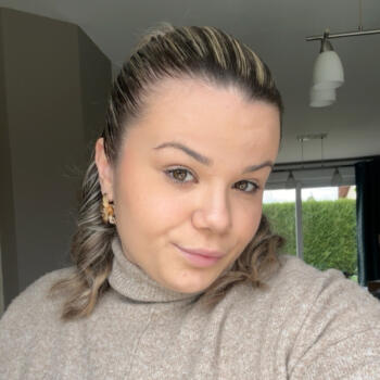 Babysitter Putot-en-Auge: Jade