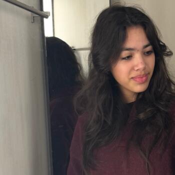 Baby-sitter Marigny-les-Usages: Iris