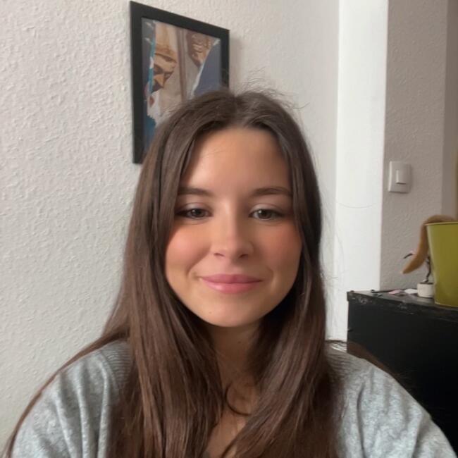 Babysitter in Strasbourg: Juliette