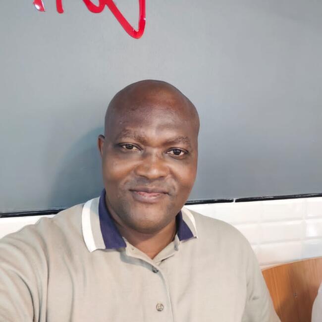 Baby-sitter in Winnipeg: Daniel