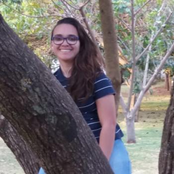 Babysitters in Piracicaba: Nicolly Speratti Ferreira