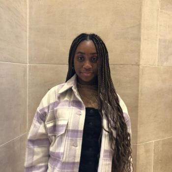 Baby-sitter in Rueil-Malmaison: Chloé