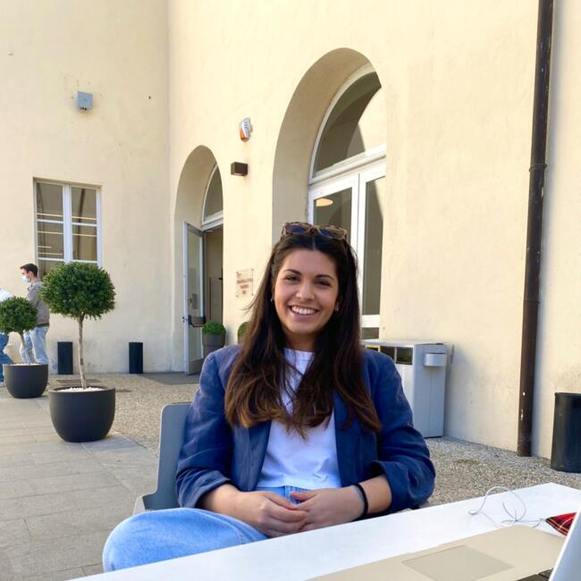 Babysitter a Pavia: Giulia