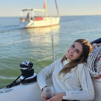 Babysitter in Seville: Claudia