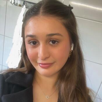 Barnvakt i Torshälla: Hadis