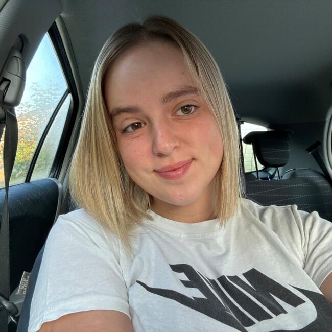 Babysitter in Romilly-sur-Seine: Pauline