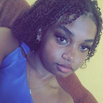 Babysitter in Poá (São Paulo): Ingrid