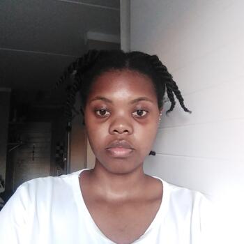 Babysitter in Fourways: Maledi