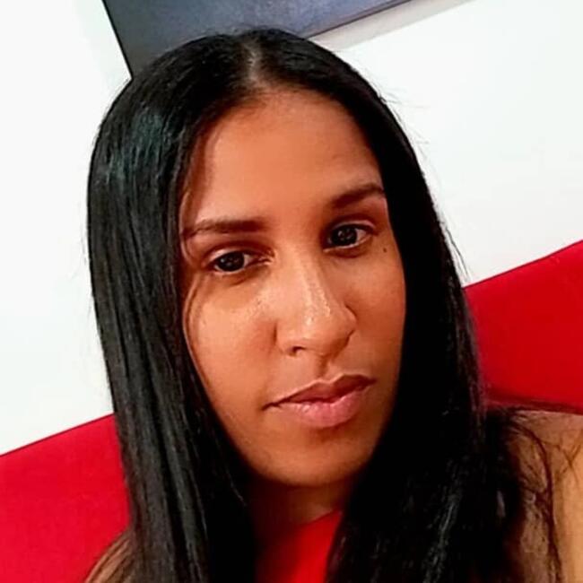 Niñera en Guatire: Scarlet