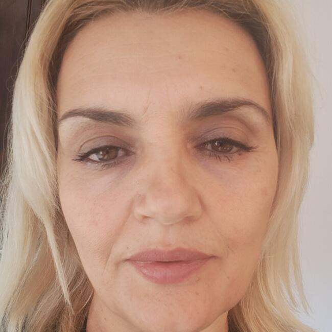 Babysitter a Broni: Naxhije
