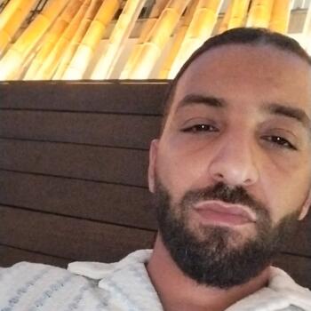 Babysitjob in Oostrozebeke: Tarik