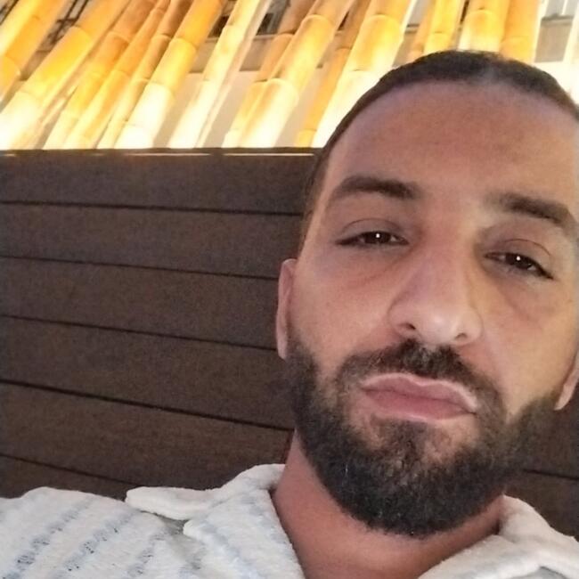 Babysitjob in Oostrozebeke: Tarik