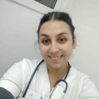 Niñera en Bahía Blanca: Oriana