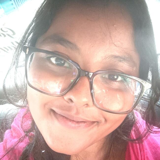 नेल्लौर में बेबीसिटर: Kumari