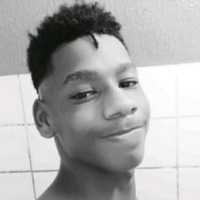 Emprego de babá em Cariacica: Elias