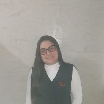 Babá em Curitiba: Beatriz