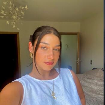 Babysitter in Grasse: Maëly