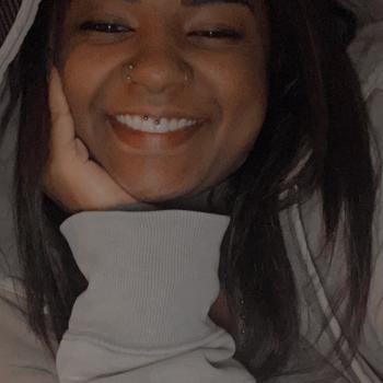Agência de babá em Osasco: Victoria
