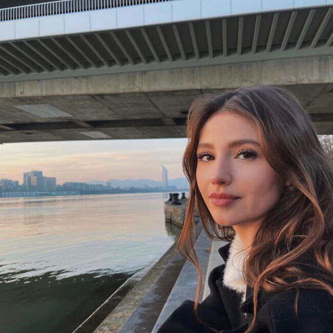 Babysitter in Munich: Polina