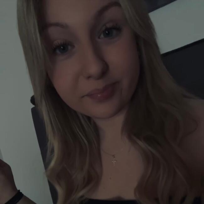 Babysitter in Eltmann: Jessina