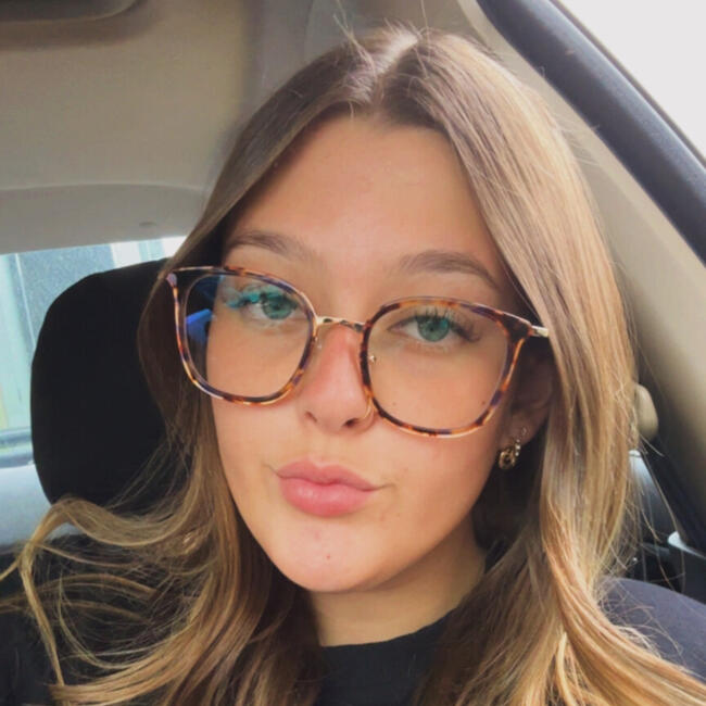 Babysitter in Sydney: Brooke