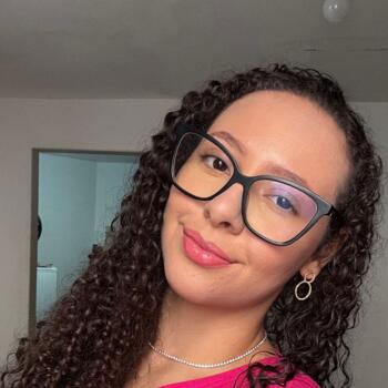 Babysitter in Caraguatatuba: Maria