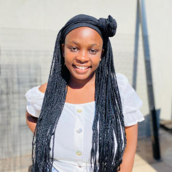 Babysitter in Midrand: Rixongile