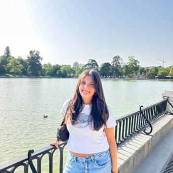 Babysitter in Oeiras: Sofia