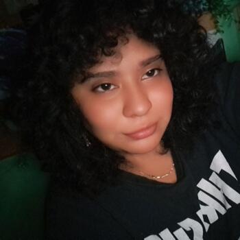 Babysitter in Guácima: Nahomi