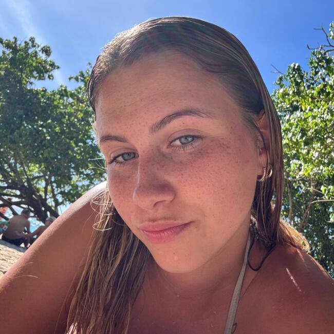 Babysitter in L'Isle-sur-la-Sorgue: Lyniss