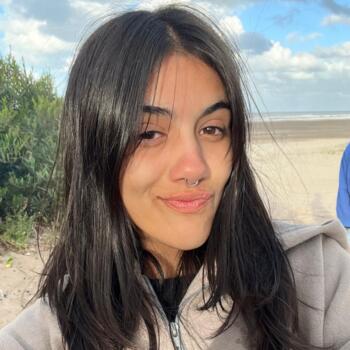 Babysitter in Quilmes: Mia