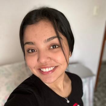 Babysitter in Alicante: Analía