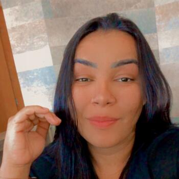 Babá em Cuiabá: Valéria regina