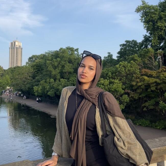 Babysitter στην περιοχή Λονδίνο: Rahaf