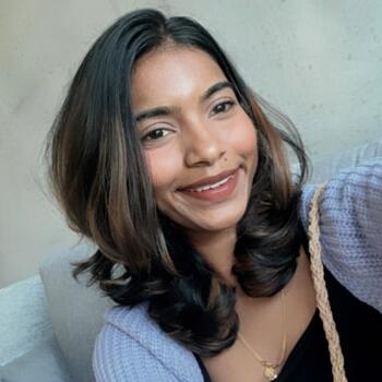 Babysitter Singapore Island: Evangeline